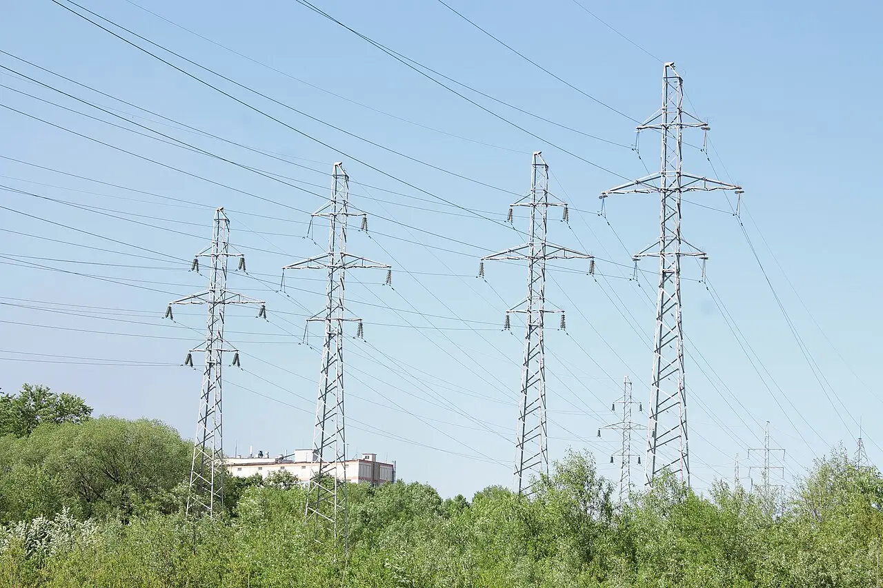 File photo of a high-voltage electric transmission tower; not a photo of PJM equipment or the emergency order.